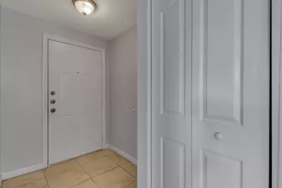 4302 Myrtlewood Circle E, Palm Beach Gardens, FL 33418 - Photo 5