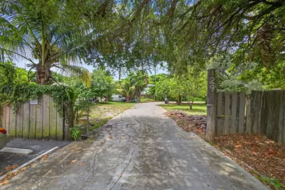 129 Fleming Avenue, Greenacres, FL 33463 - Photo 23