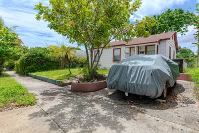 822 30th Court, West Palm Beach, FL 33407 - Photo 3