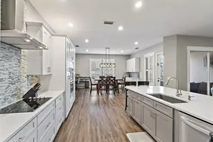 10492 SW Sarah Way, Port Saint Lucie, FL 34987 - Photo 13