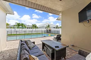 10492 SW Sarah Way, Port Saint Lucie, FL 34987 - Photo 31