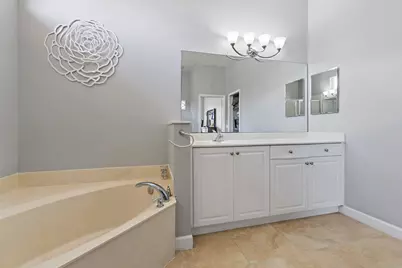 10492 SW Sarah Way, Port Saint Lucie, FL 34987 - Photo 23