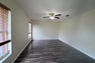 1390 W 33rd St, Riviera Beach, FL 33404 - Photo 9