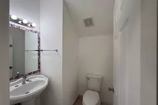 1390 W 33rd St, Riviera Beach, FL 33404 - Photo 25