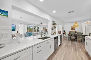 517 Gulf Rd, North Palm Beach, FL 33408 - Photo 9