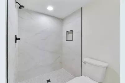 9575 Weldon Circle, Unit #C313, Tamarac, FL 33321 - Photo 9