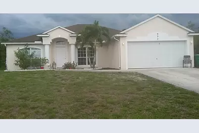 992 SW McComkle Avenue, Port Saint Lucie, FL 34953 - Photo 1