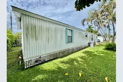 8814 40th Terrace S, Boynton Beach, FL 33436 - Photo 5