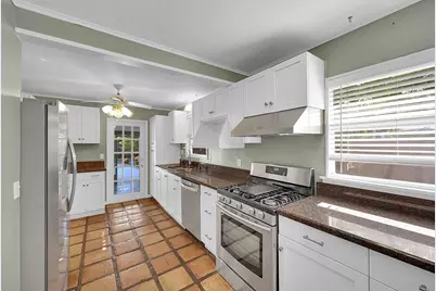 110 E Lake Worth Avenue, Lantana, FL 33462 - Photo 11