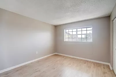 410 Wilma 303 Circle, Unit #303, Riviera Beach, FL 33404 - Photo 9