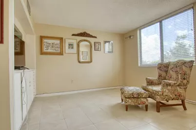 4260 Deste Court, Unit #102, Lake Worth, FL 33467 - Photo 5