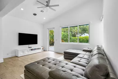 4564 Bocaire Boulevard, Boca Raton, FL 33487 - Photo 21