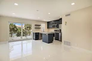 1439 S Ocean Blvd, Lauderdale by the Sea, FL 33062 - Photo 1
