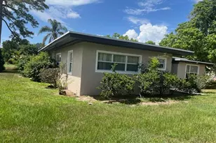 3701 S Ave, Fort Pierce, FL 34947 - Photo 1