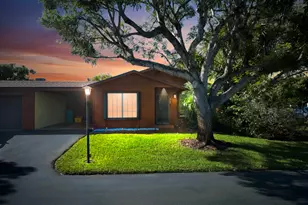 517 SE 27th Terrace, Boynton Beach, FL 33435 - Photo 1