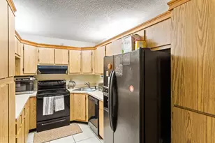 1102 Green Pine Blvd, West Palm Beach, FL 33409 - Photo 9