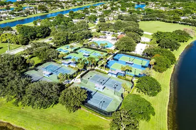 1951 Brandywine Road E, Unit #77-105, West Palm Beach, FL 33409 - Photo 25