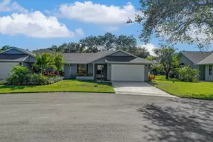12726 SE Pinehurst Ct, Hobe Sound, FL 33455 - Photo 3