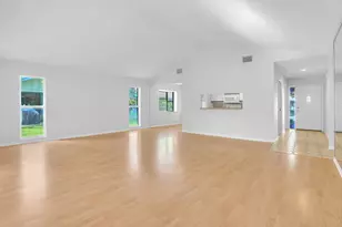 12726 SE Pinehurst Ct, Hobe Sound, FL 33455 - Photo 17