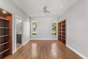 2875 NW 29th Dr, Boca Raton, FL 33434 - Photo 21