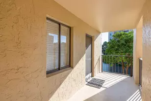2828 Tennis Club Dr, West Palm Beach, FL 33417 - Photo 3