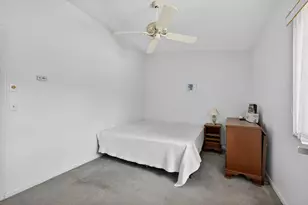 108 Village Walk Dr, Royal Palm Beach, FL 33411 - Photo 39