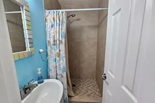 339 Virginia St, Hollywood, FL 33019 - Photo 33