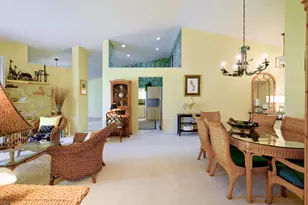 10148 Aspen Way, Palm Beach Gardens, FL 33410 - Photo 3