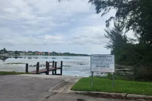 4753 SW 13th Pl, Deerfield Beach, FL 33442 - Photo 19