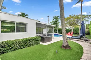 301 Edgewood Dr, West Palm Beach, FL 33405 - Photo 29