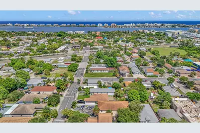 715 Washington Avenue, Unit #1-4, Lake Worth Beach, FL 33460 - Photo 25