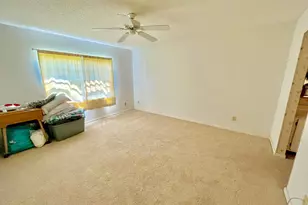 1219 S Lakes End Dr, Fort Pierce, FL 34982 - Photo 7