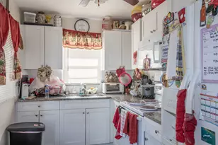 928 S Dixie Hwy, Lake Worth Beach, FL 33460 - Photo 5