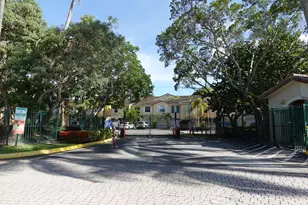 1120 Lake Shore Dr, Lake Park, FL 33403 - Photo 21