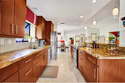 11162 Clover Leaf Circle, Boca Raton, FL 33428 - Photo 13