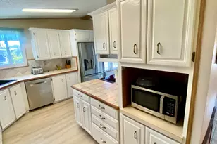 469 Hemingway Terrace, Fort Pierce, FL 34982 - Photo 5