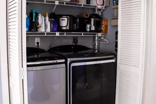 533 Cherry Rd, West Palm Beach, FL 33409 - Photo 25