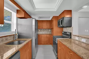 2755 NE 28th Ave, Lighthouse Point, FL 33064 - Photo 7