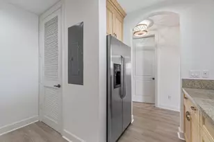 200 NE 2nd Ave Unit, Delray Beach, FL 33444 - Photo 9