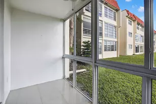 2951 Sunrise Lakes Dr E, Sunrise, FL 33322 - Photo 13