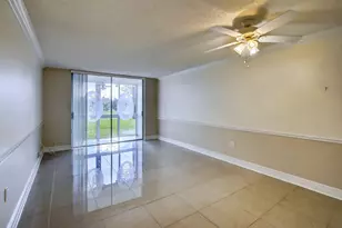 2951 Sunrise Lakes Dr E, Sunrise, FL 33322 - Photo 9