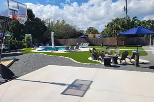 270 NW 36th St, Boca Raton, FL 33431 - Photo 41