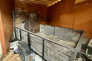 102 NE 9th Ct, Hialeah, FL 33010 - Photo 27