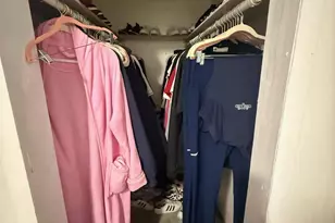 102 NE 9th Ct, Hialeah, FL 33010 - Photo 21