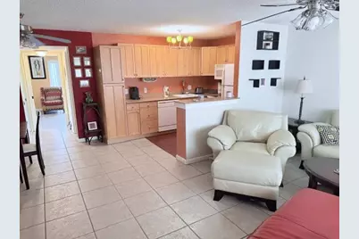 231 Durham E, Deerfield Beach, FL 33442 - Photo 3