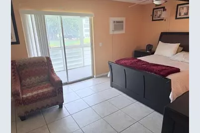 231 Durham E, Deerfield Beach, FL 33442 - Photo 9