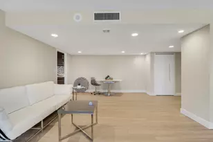 4200 N Ocean Dr, Singer Island, FL 33404 - Photo 17