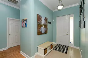 608 NE Canoe Park Cir, Port Saint Lucie, FL 34983 - Photo 9