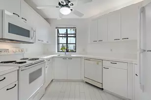 5135 Floria Dr, Boynton Beach, FL 33437 - Photo 9