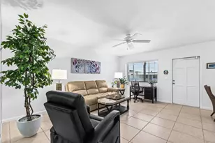 3240 Lake Osborne Dr, Lake Worth Beach, FL 33461 - Photo 3